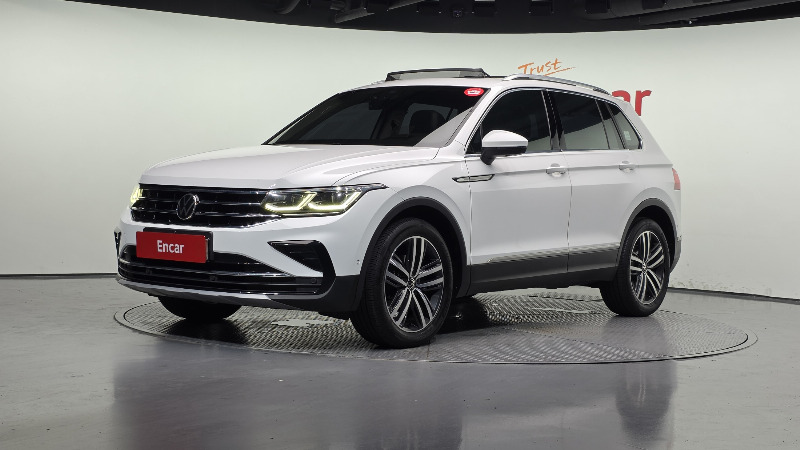 car Volkswagen Tiguan id47867 main photo
