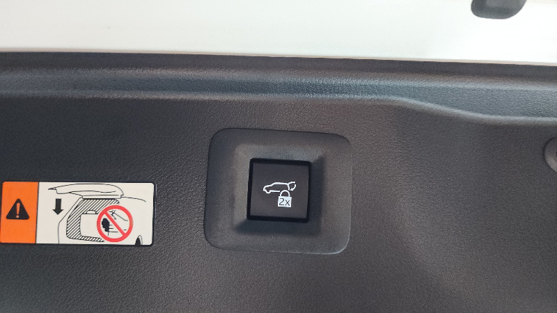 car Toyota Alphard id48009 photo #17