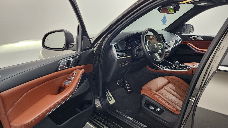 car BMW X7 id48038 photo #10