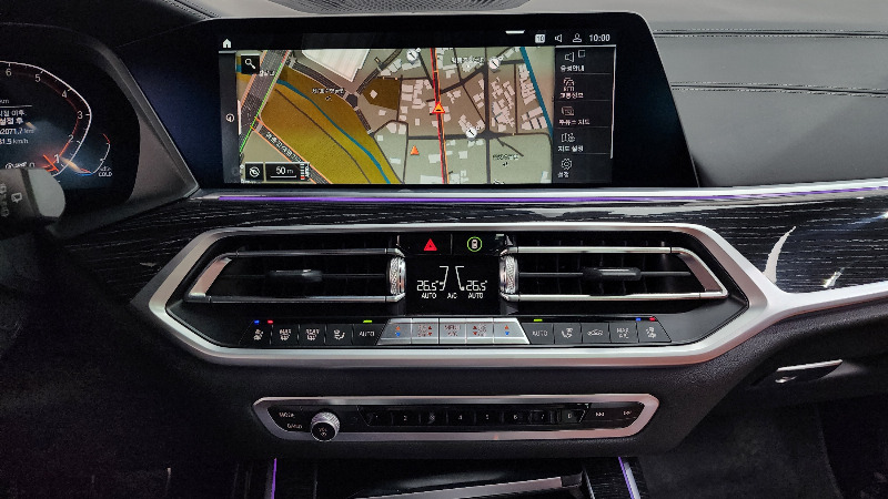 car BMW X7 id48038 photo #15