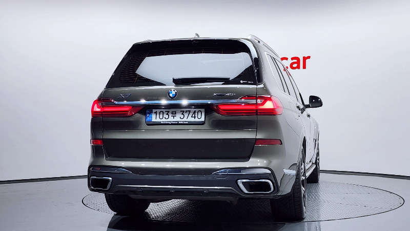 car BMW X7 id48038 photo #4