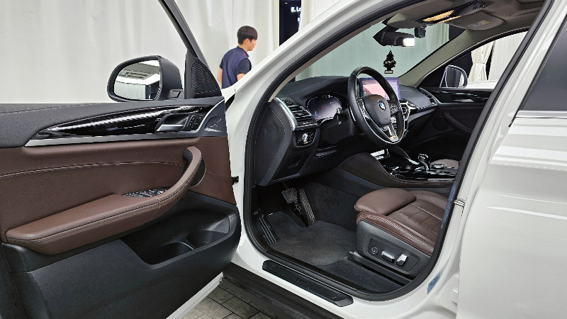 car BMW X4 id48048 photo #10