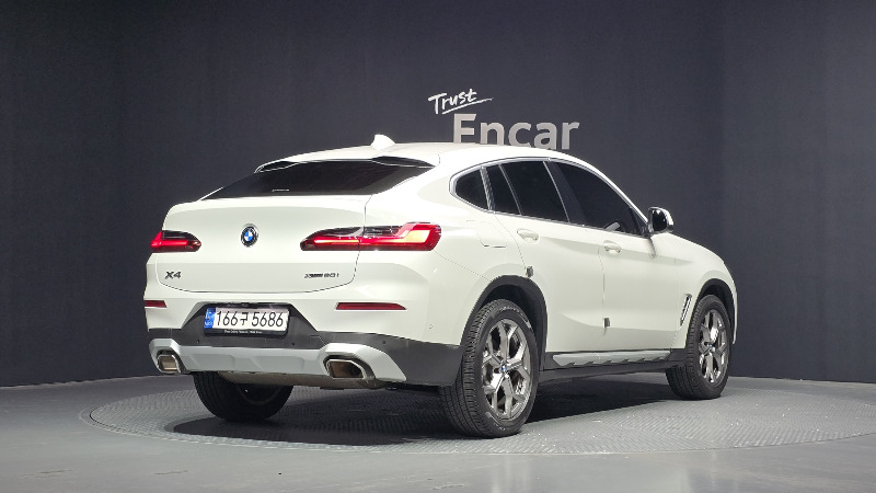 car BMW X4 id48048 photo #2