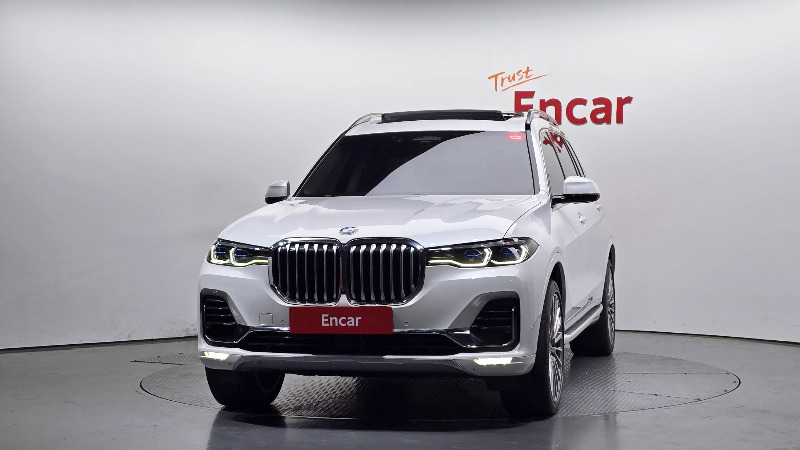 car BMW X7 id48060 photo #3