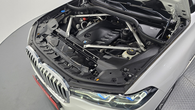car BMW X7 id48060 photo #6