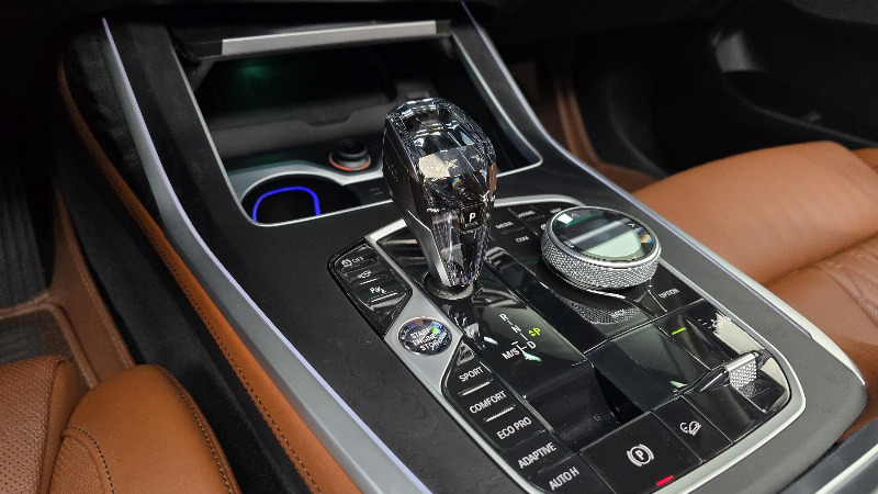 car BMW X7 id48060 photo #9