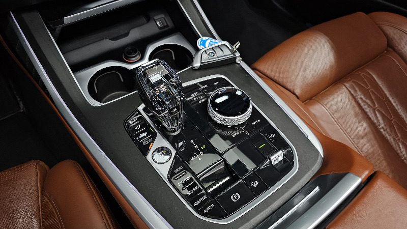 car BMW X7 id48066 photo #9