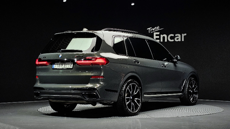 car BMW X7 id48106 photo #2