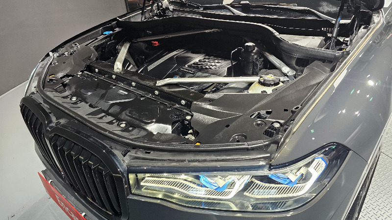 car BMW X7 id48106 photo #6