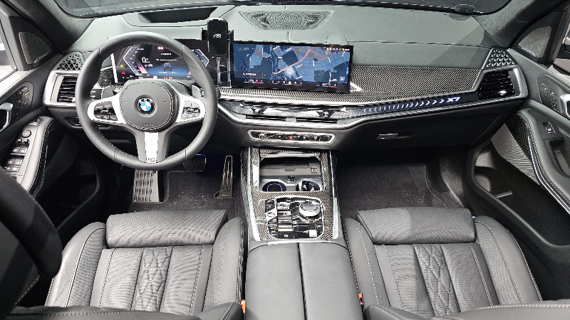 car BMW X7 id48107 photo #7
