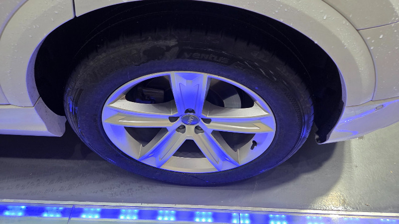 car Audi Q8 id48138 photo #7