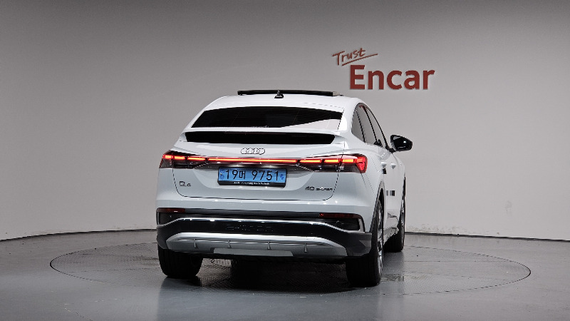 car Audi Q4 e-tron id48150 photo #4