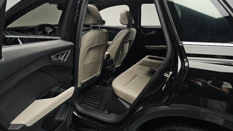 car Audi Q4 e-tron id48151 photo #11
