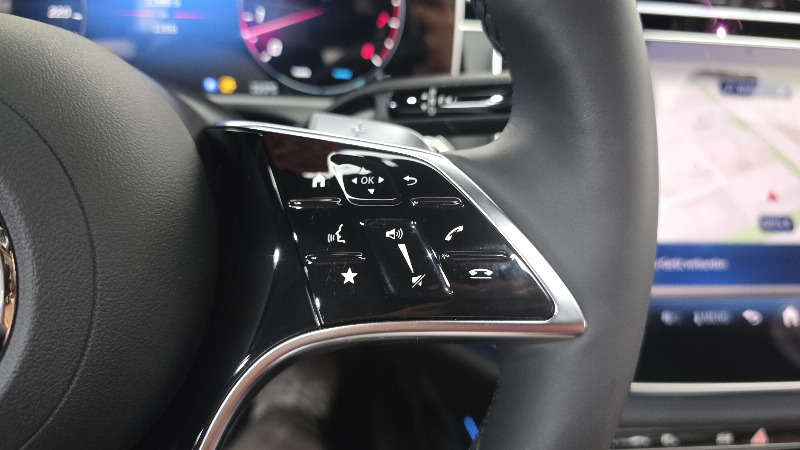 car Mercedes Benz E Class id48171 photo #17