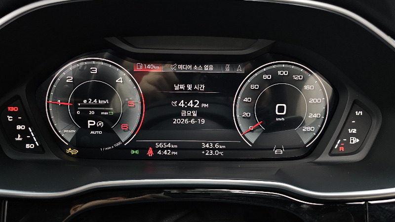 car Audi Q3 id48233 photo #8