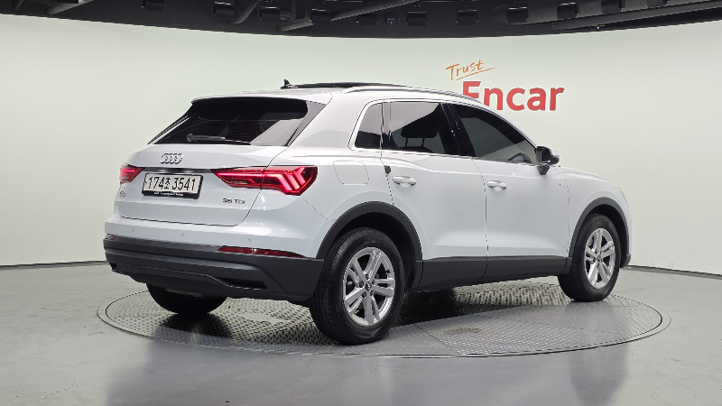 car Audi Q3 id48235 photo #2
