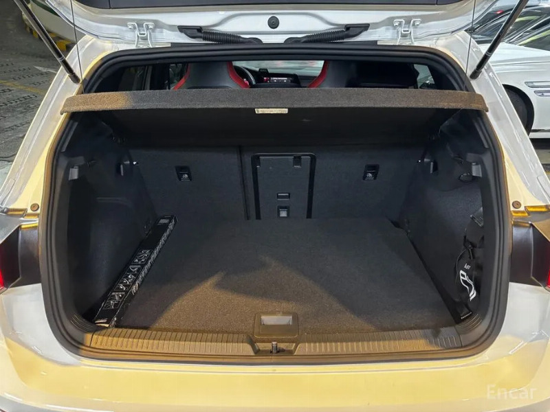 car Volkswagen Golf id48272 photo #19