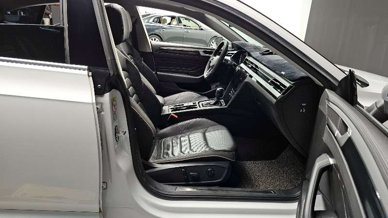 car Volkswagen Arteon id48280 photo #11