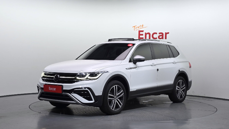 car Volkswagen Tiguan id48281 main photo