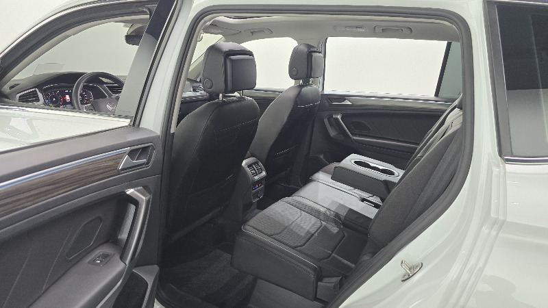 car Volkswagen Tiguan id48281 photo #12