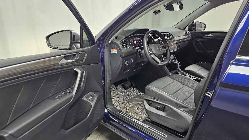 car Volkswagen Tiguan id48282 photo #10