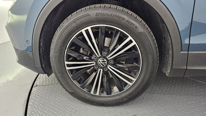 car Volkswagen Tiguan id48290 photo #5