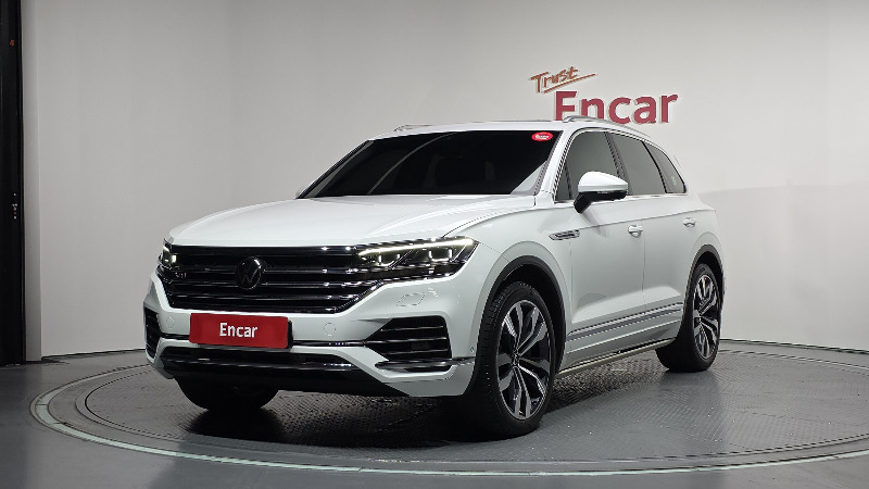 car Volkswagen Touareg id48297 main photo