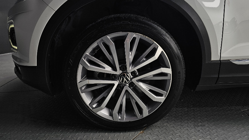 car Volkswagen T-Roc id48305 photo #5