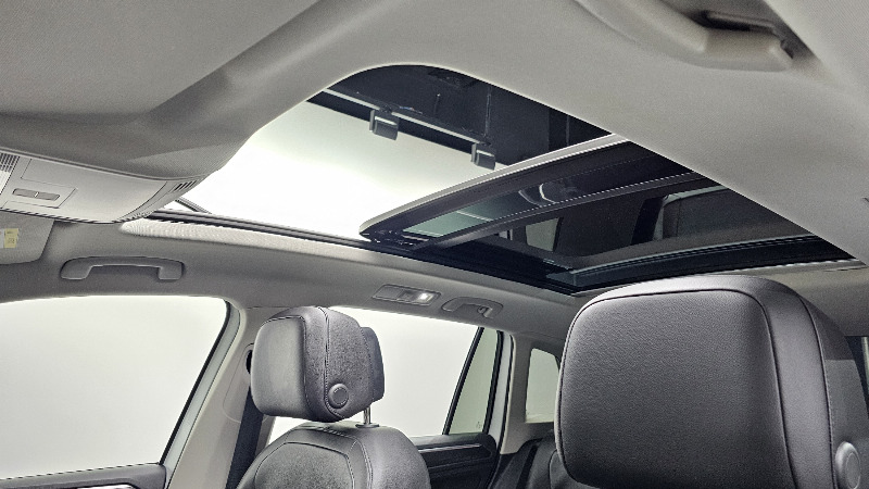 car Volkswagen Tiguan id48306 photo #17