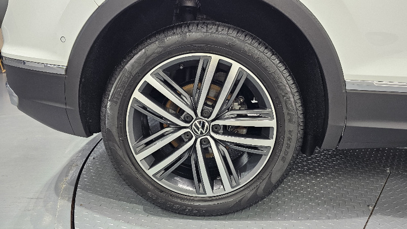 car Volkswagen Tiguan id48306 photo #5