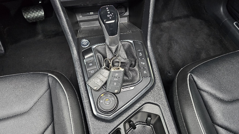 car Volkswagen Tiguan id48306 photo #9