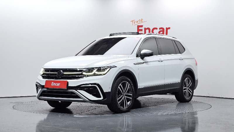 car Volkswagen Tiguan id48308 main photo