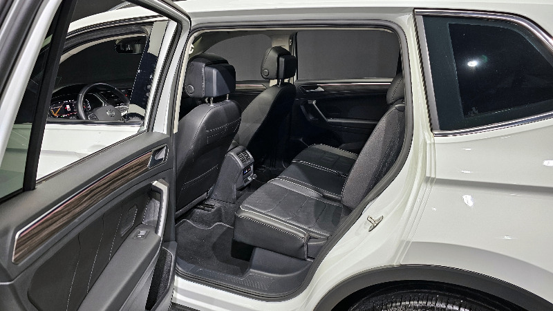 car Volkswagen Tiguan id48309 photo #11
