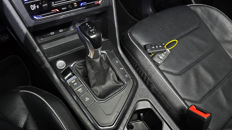car Volkswagen Tiguan id48309 photo #9