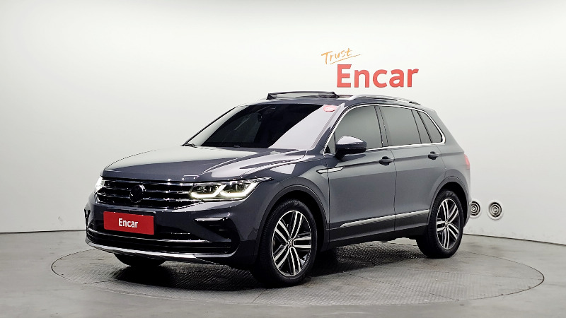car Volkswagen Tiguan id48310 main photo
