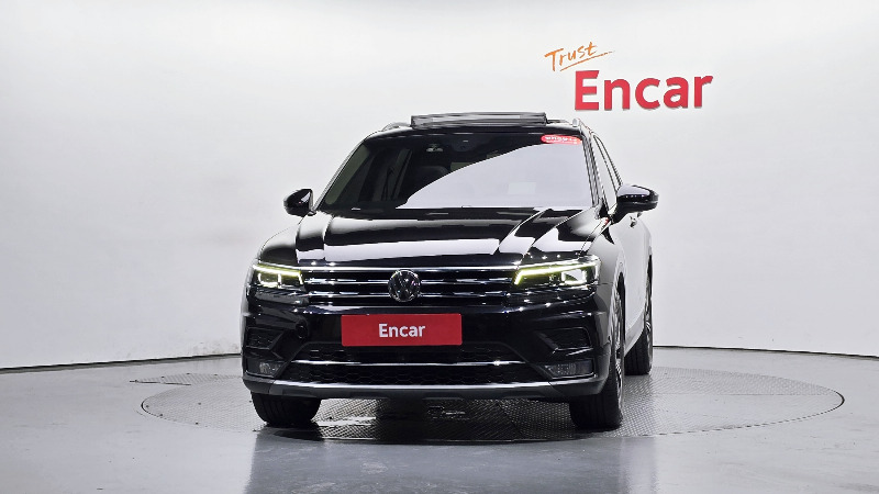 car Volkswagen Tiguan id48312 photo #3