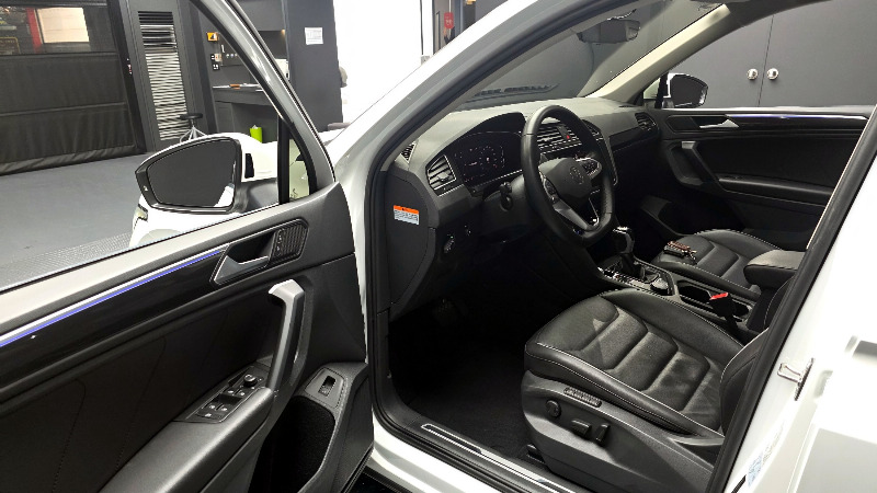 car Volkswagen Tiguan id48313 photo #10