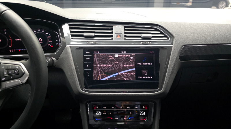 car Volkswagen Tiguan id48313 photo #14