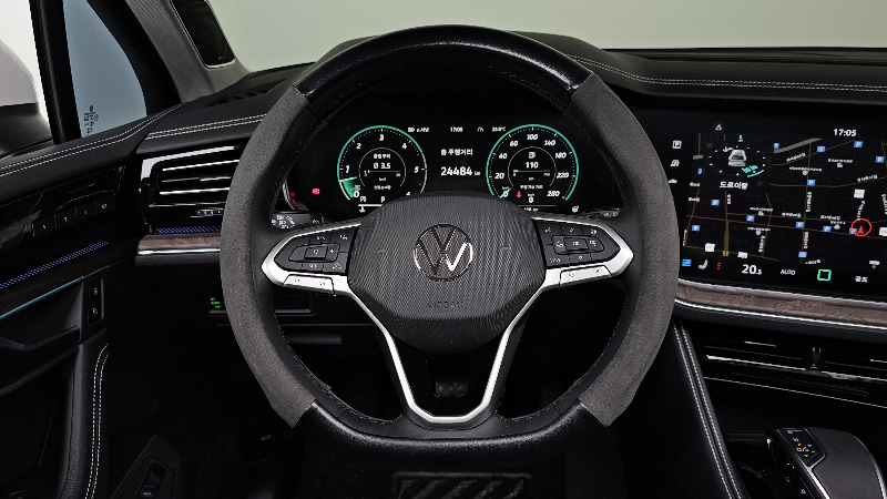 car Volkswagen Touareg id48314 photo #13