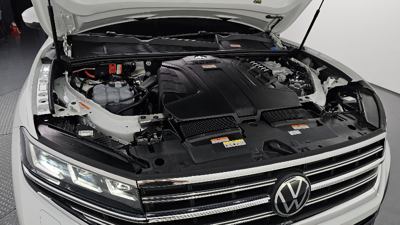 car Volkswagen Touareg id48314 photo #6