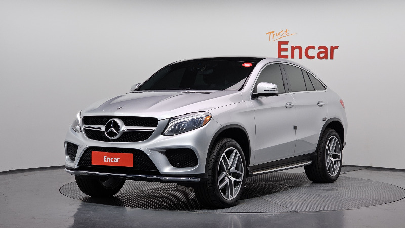 car Mercedes Benz GLE id48320 main photo