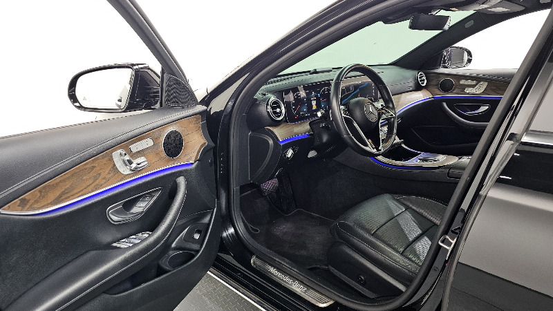 car Mercedes Benz E Class id48329 photo #10