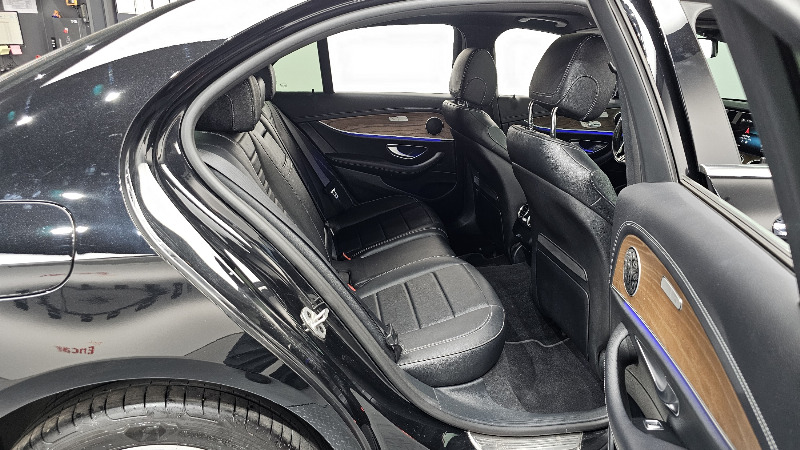 car Mercedes Benz E Class id48329 photo #11
