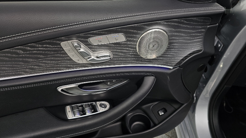 car Mercedes Benz E Class id48335 photo #19