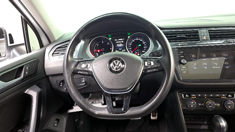 car Volkswagen Tiguan id48384 photo #12
