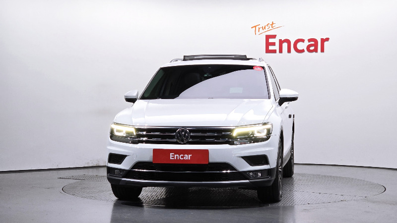 car Volkswagen Tiguan id48384 photo #3