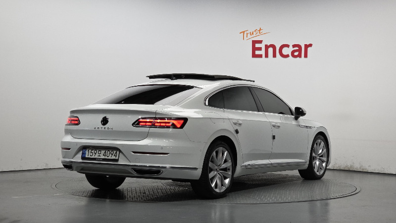 car Volkswagen Arteon id48389 photo #2