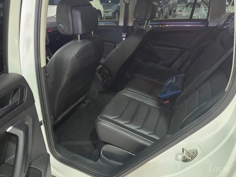 car Volkswagen Tiguan id48391 photo #11