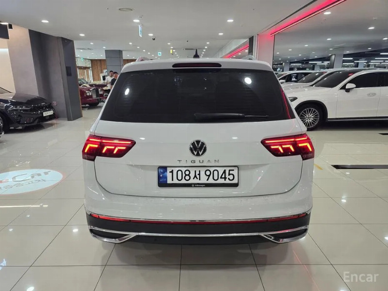 car Volkswagen Tiguan id48391 photo #4