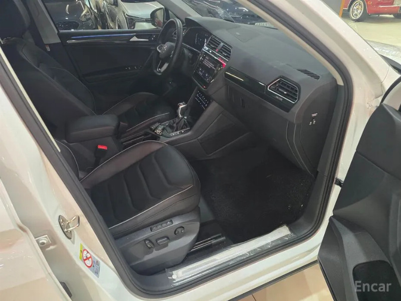 car Volkswagen Tiguan id48391 photo #9